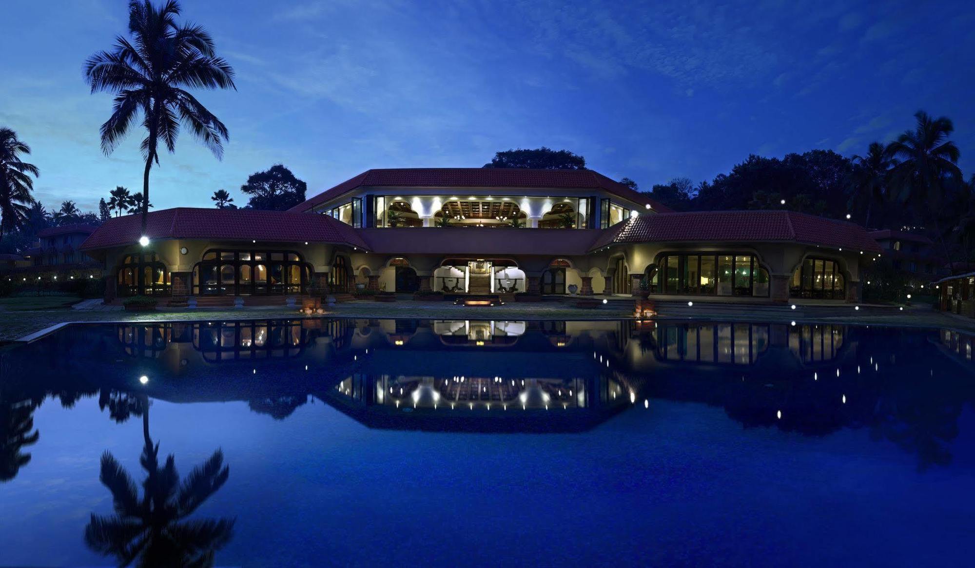 Taj Fort Aguada Resort & Spa, Goa Sinquerim Exteriér fotografie The Oberoi, Kuala Lumpur